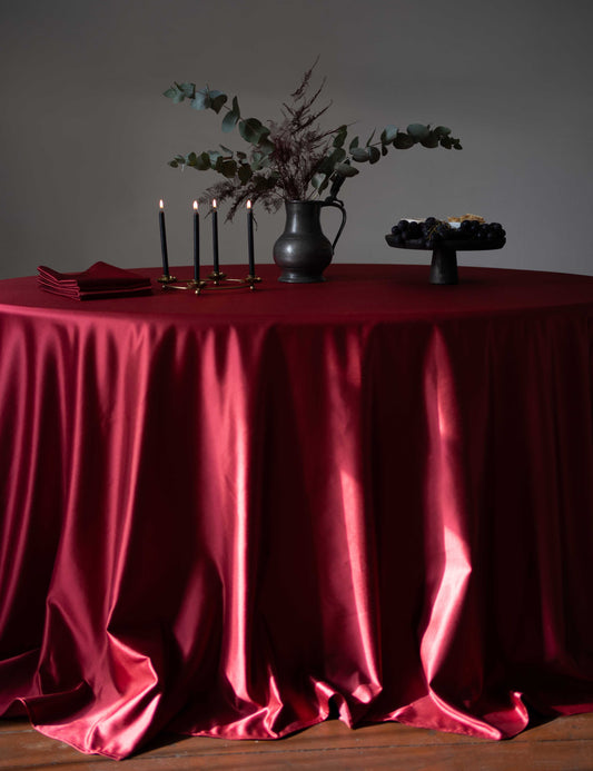 Tablecloth Shiny-Chic Ruby