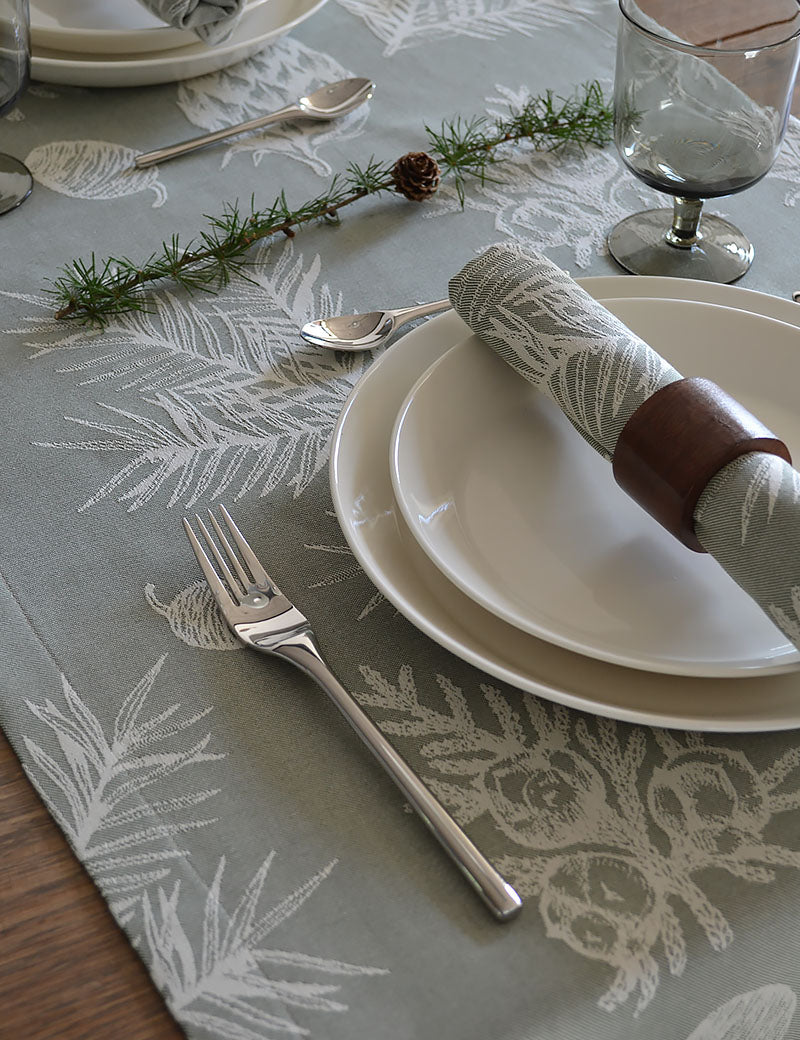 Table Runner Christmas Green