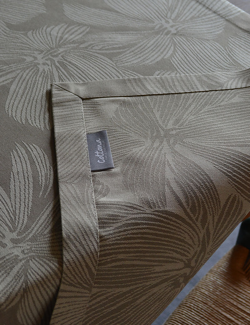 Tovaglia Esterno Jacquard Noce