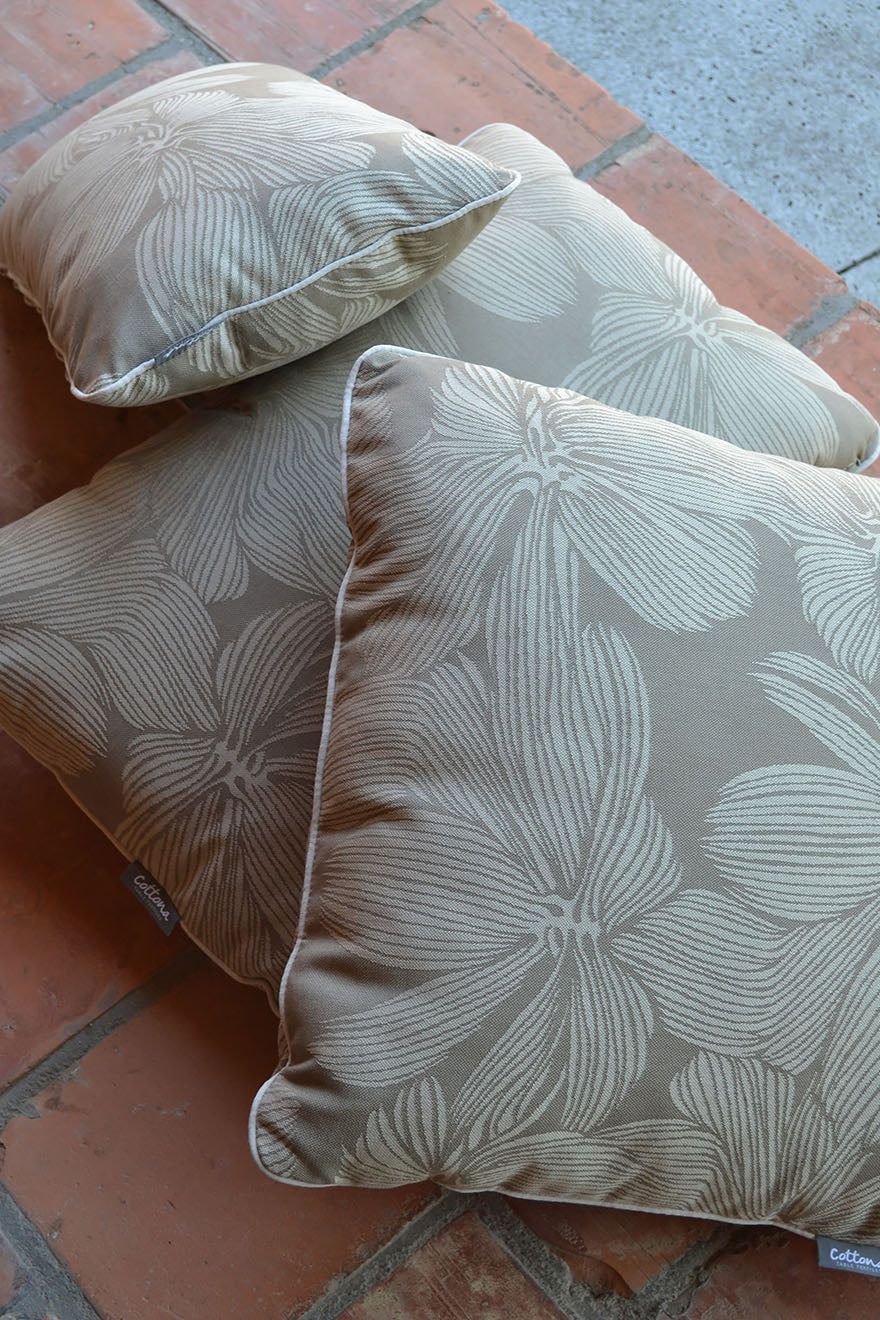 Outdoor Sierkussen Jacquard Flowers Walnoot