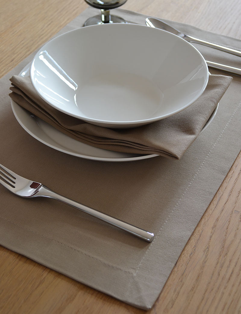 Placemats Basic Uni Katoen Café Latte