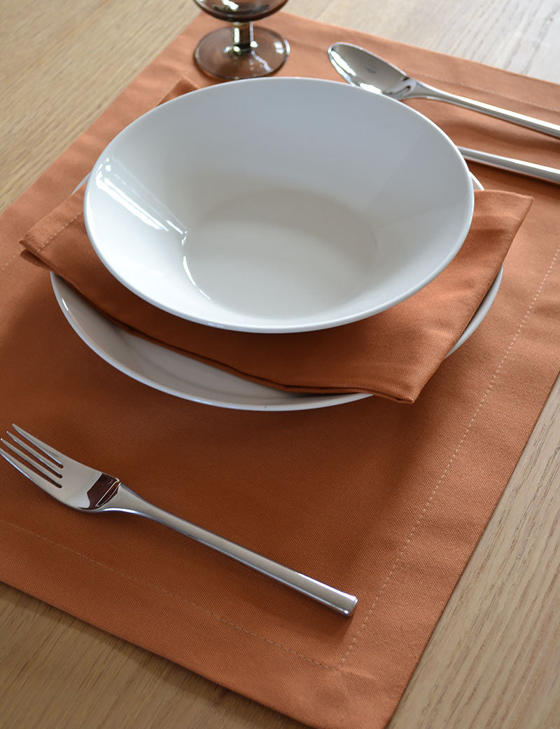 Placemats Uni Katoen Camel