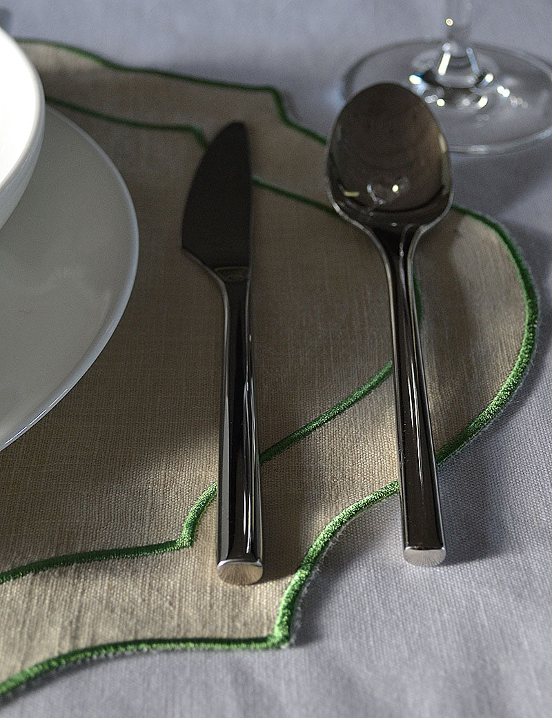 Placemat Linen Embroidered Natural/Green