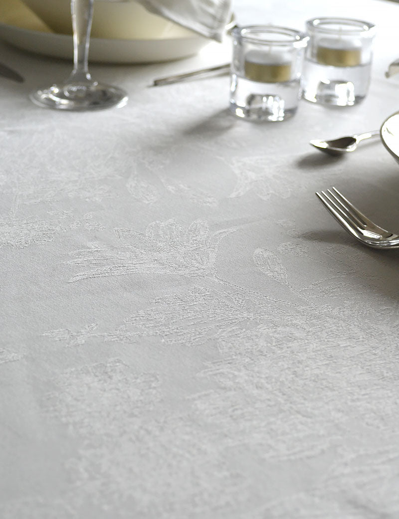 Tablecloth Damask Floral Cream