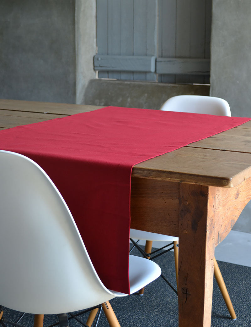 Chemin de table Coton Uni Rouge Classique