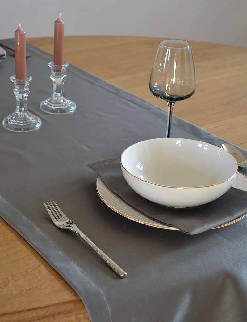 Chemin de table Shiny-Chic Graphite