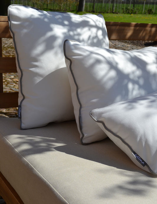 Outdoor decorative cushion Rice / Light gray Piping