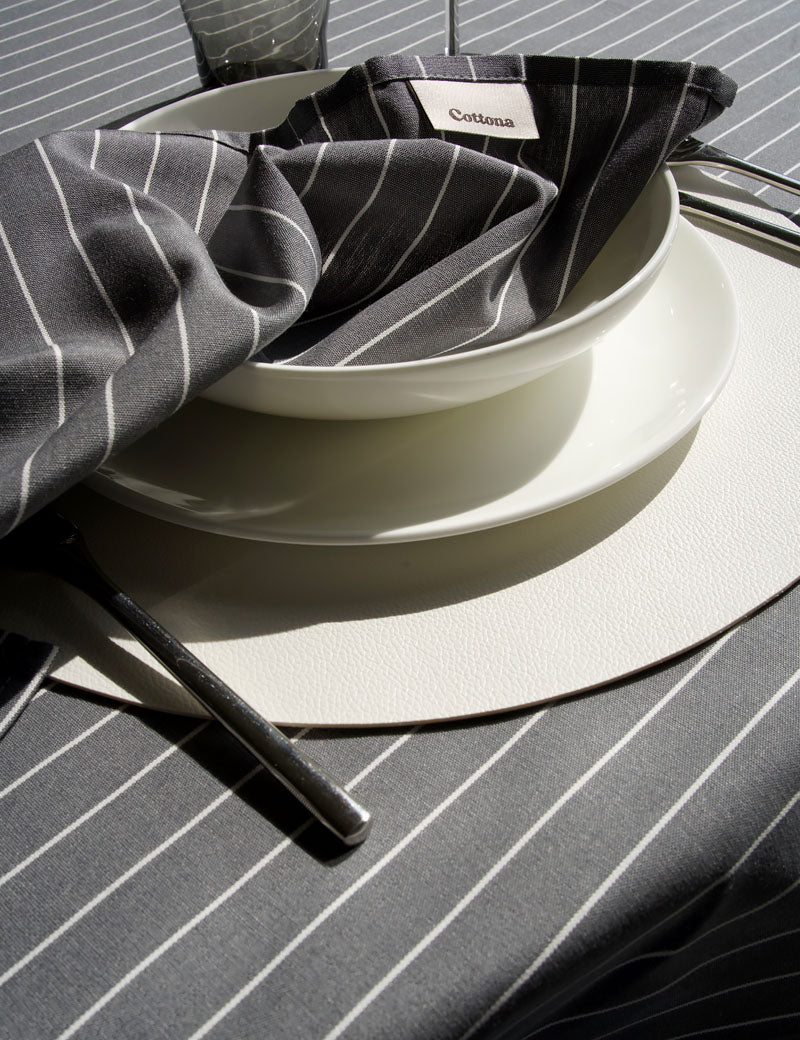 Nappe Extérieur Gris Foncé