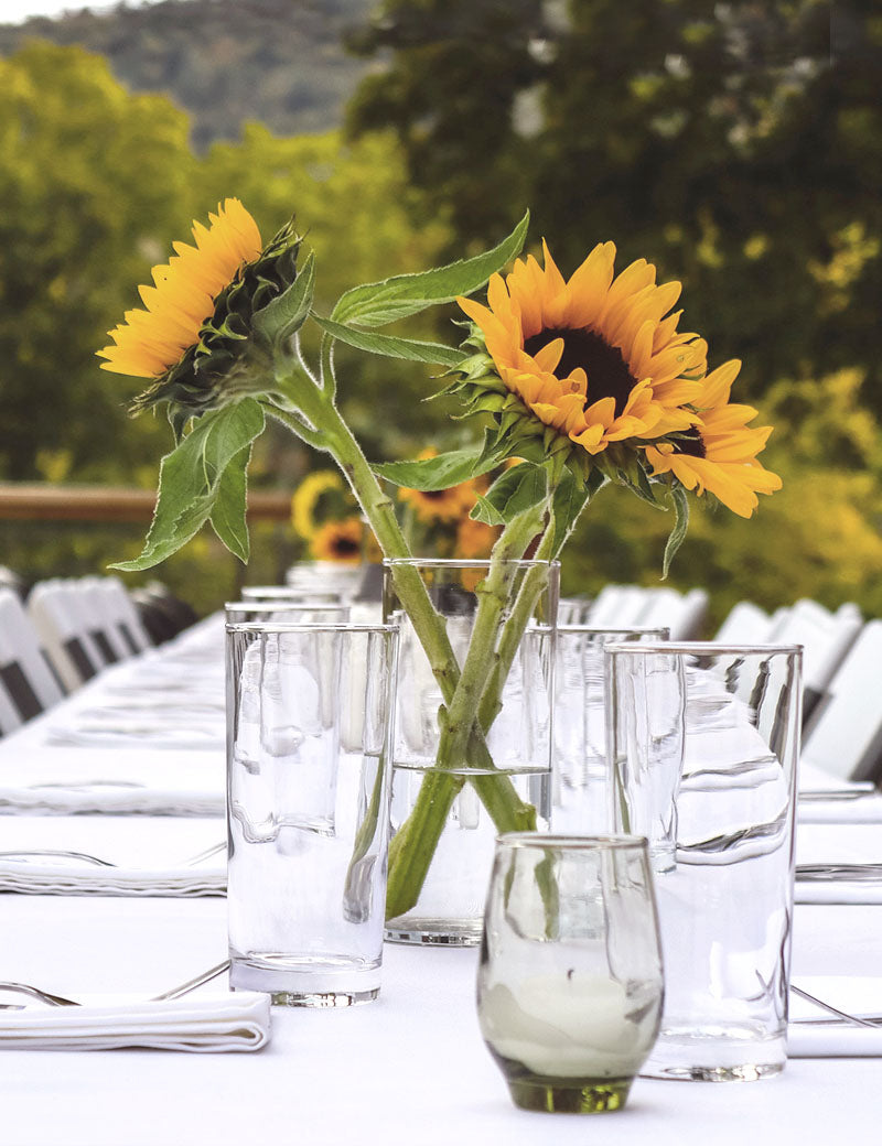 Servietten Leinen Weiß mit gestickter Sonnenblume